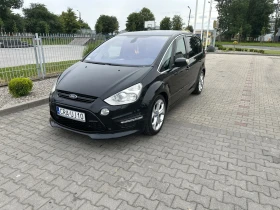     Ford S-Max Titanium