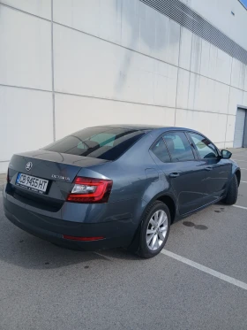 Skoda Octavia  2.0 TDI/ 150 к.с./ 7 DSG - 15500 € / 30315.36 лв. - 88032012 5