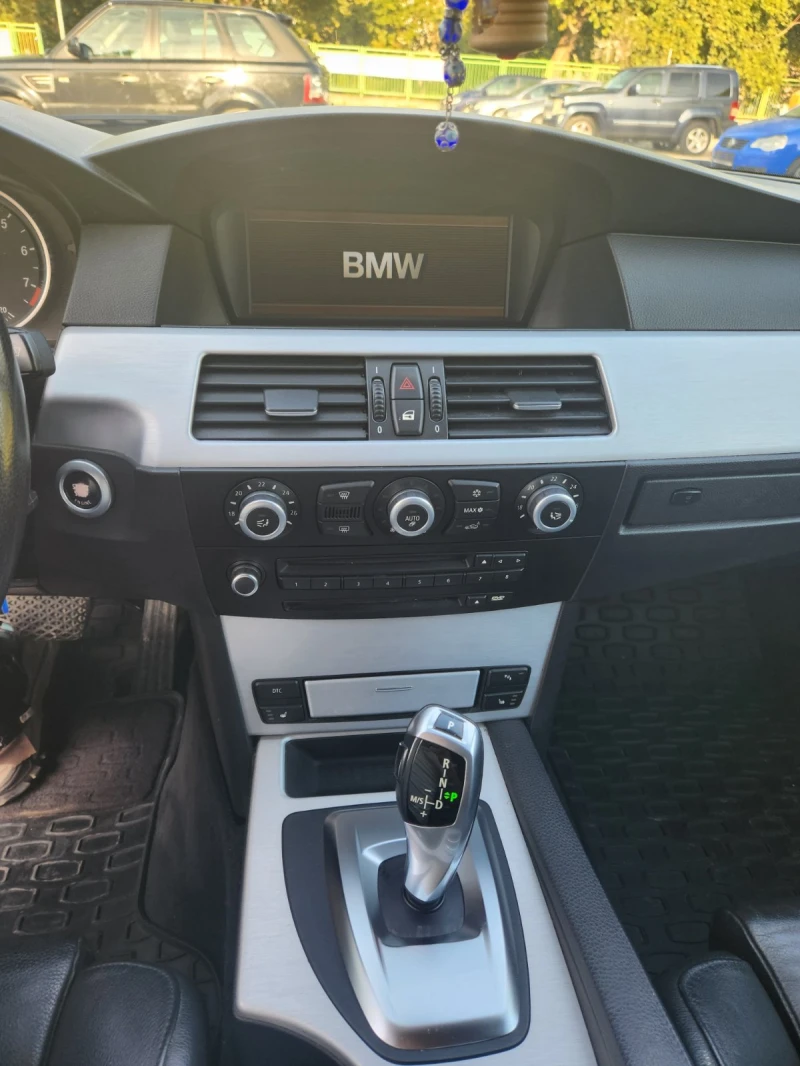 BMW 523, снимка 10 - Автомобили и джипове - 47511270