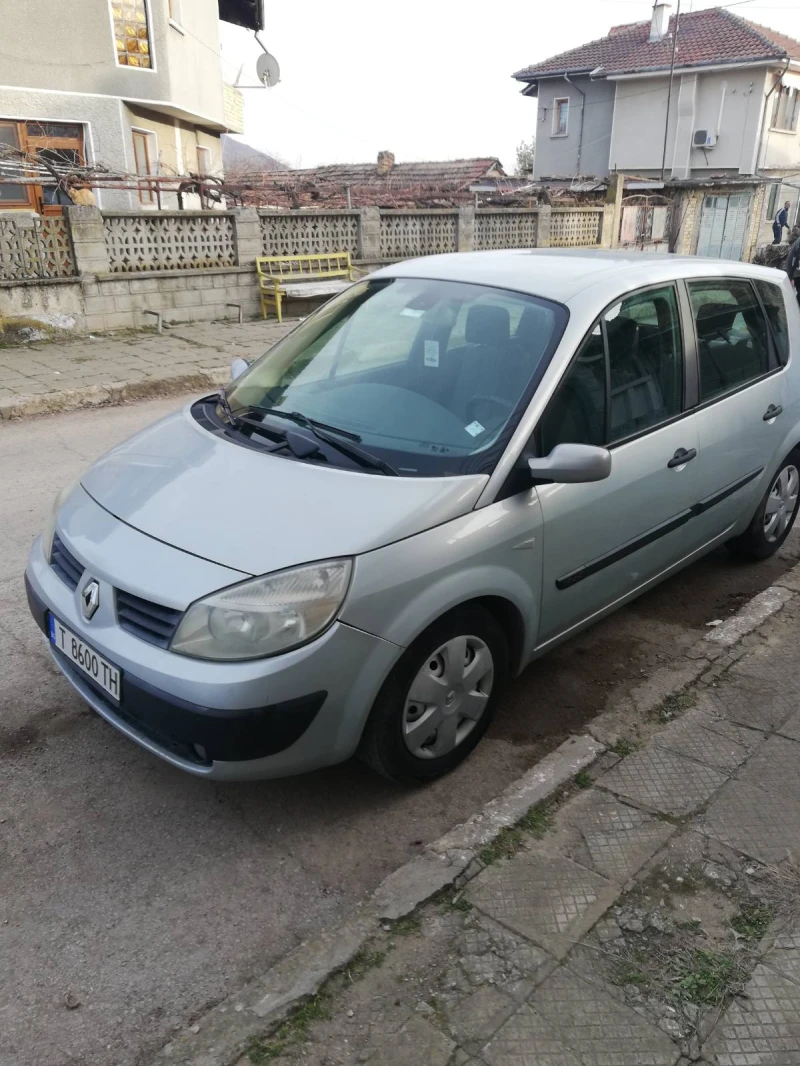 Renault Scenic, снимка 2 - Автомобили и джипове - 49152168