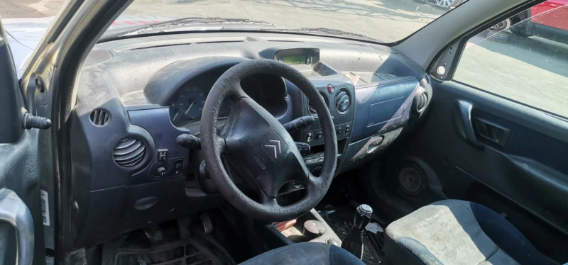 Citroen Berlingo 1.6, снимка 5 - Автомобили и джипове - 51299257