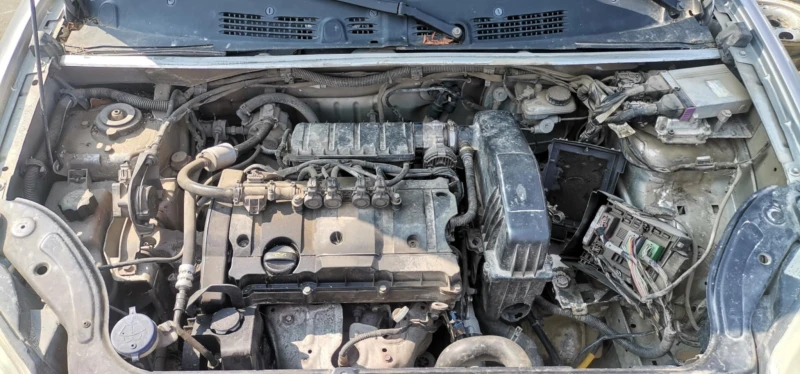 Citroen Berlingo 1.6, снимка 6 - Автомобили и джипове - 51299257