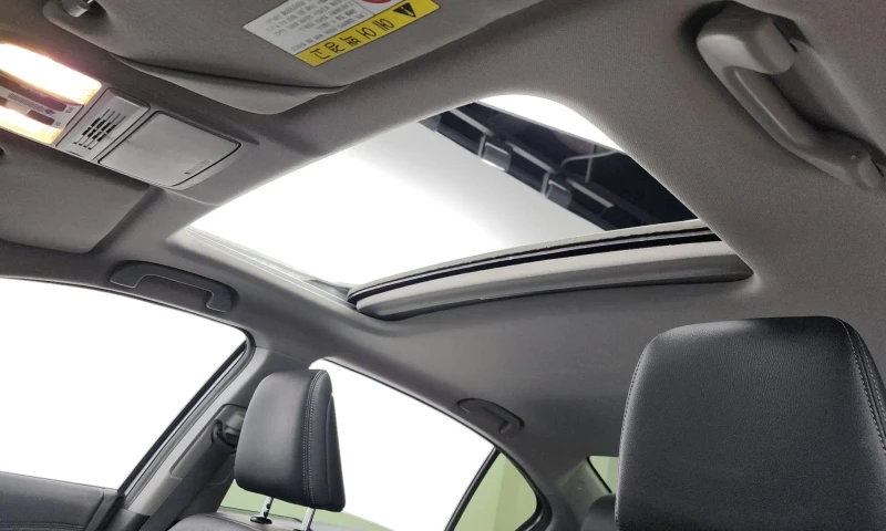 Honda Accord 2.0 Hybrid 9Th, снимка 16 - Автомобили и джипове - 51428199