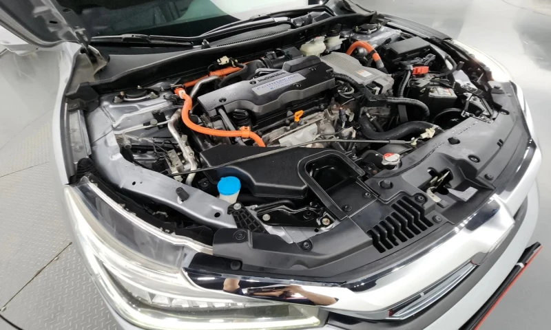 Honda Accord 2.0 Hybrid 9Th, снимка 5 - Автомобили и джипове - 51428199