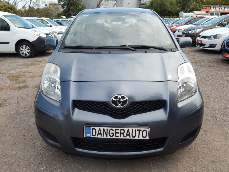 Toyota Yaris 1.3i* 100k.* 6скорости* , снимка 2 - Автомобили и джипове - 51717320