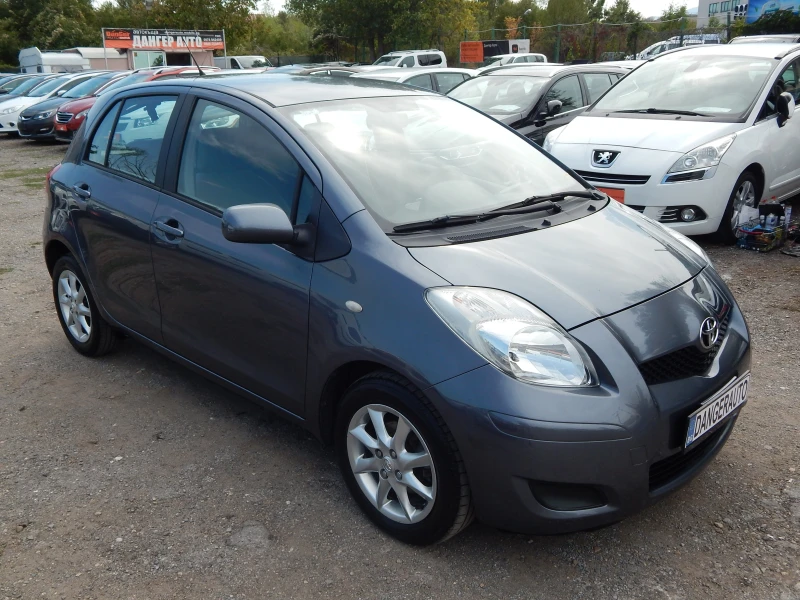 Toyota Yaris 1.3i* 100k.* 6скорости* , снимка 3 - Автомобили и джипове - 51717320
