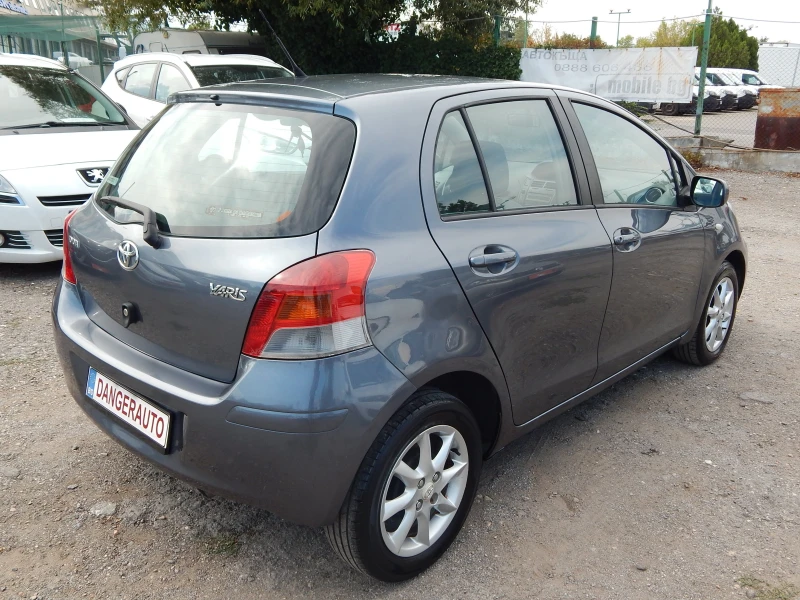 Toyota Yaris 1.3i* 100k.* 6скорости* , снимка 4 - Автомобили и джипове - 51717320