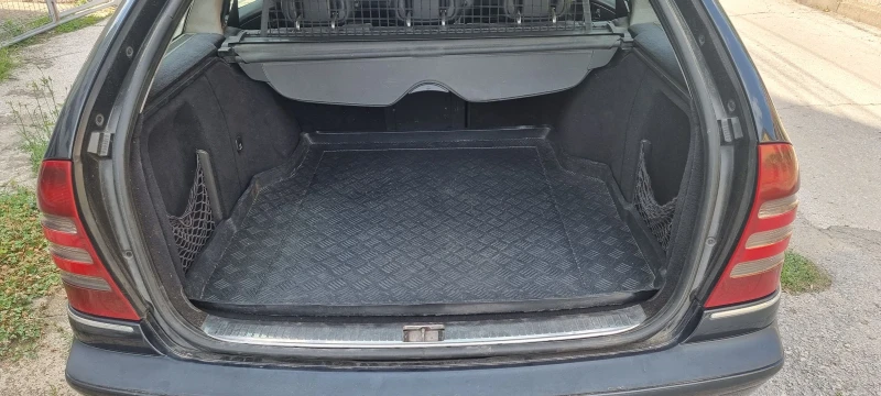 Mercedes-Benz C 220 CDI, снимка 9 - Автомобили и джипове - 51973999