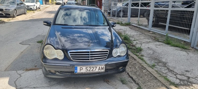 Mercedes-Benz C 220 CDI, снимка 5 - Автомобили и джипове - 51973999