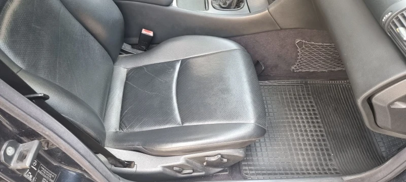 Mercedes-Benz C 220 CDI, снимка 11 - Автомобили и джипове - 51973999