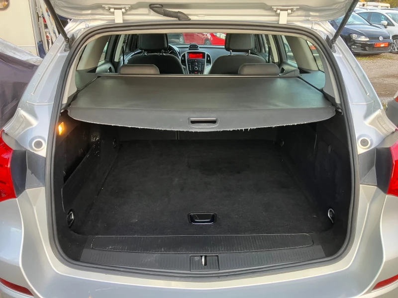 Opel Astra 1.7CDTI-110k.c, снимка 13 - Автомобили и джипове - 52239408