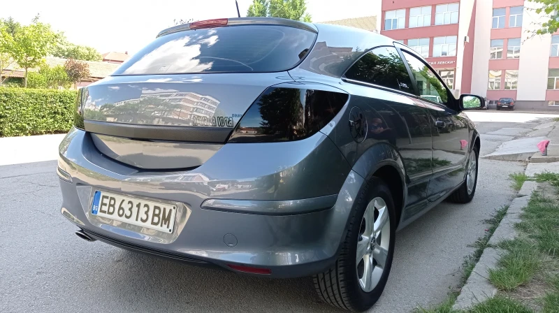 Opel Astra 2.0 Turbo , снимка 2 - Автомобили и джипове - 52504750