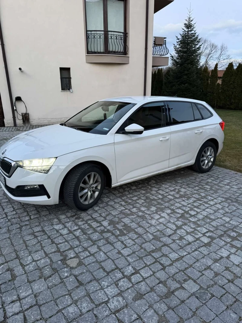 Skoda Scala G-TEC-каско