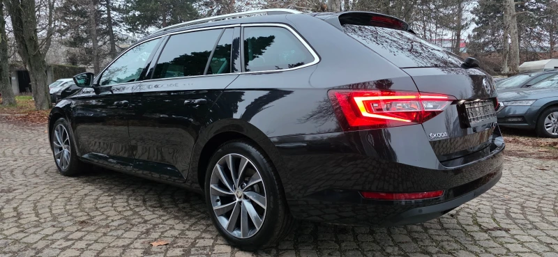 Skoda Superb 2.0TDI * AVTOMAT* L&K* DISTRONIC* CANTON* SWISS, снимка 7 - Автомобили и джипове - 52878807