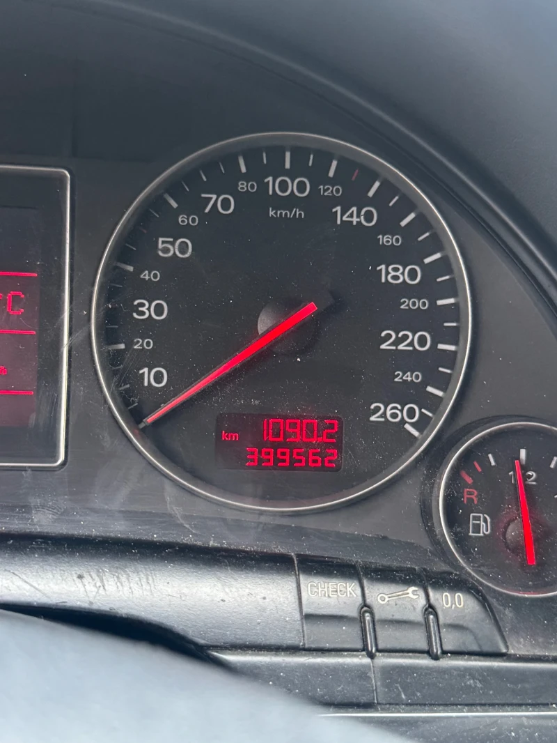 Audi A4 b6 1.9tdi, снимка 3 - Автомобили и джипове - 52966315