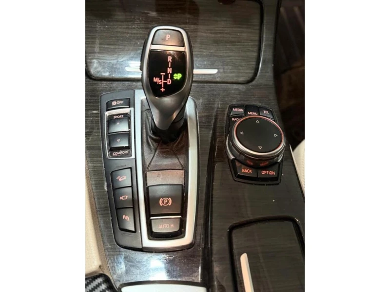 BMW 535 * 535i xDrive * CARFAX * ЦЕНА ДО БГ, снимка 17 - Автомобили и джипове - 52991694