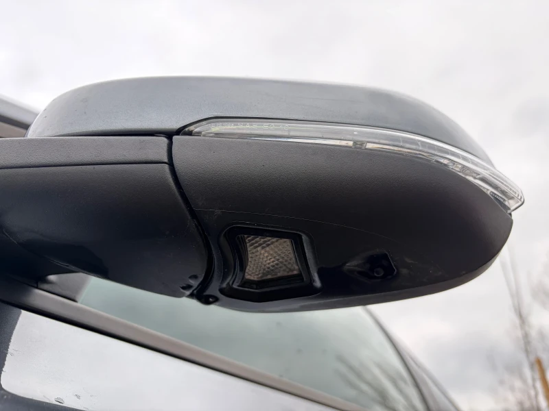 Volvo V40, снимка 5 - Автомобили и джипове - 53405107