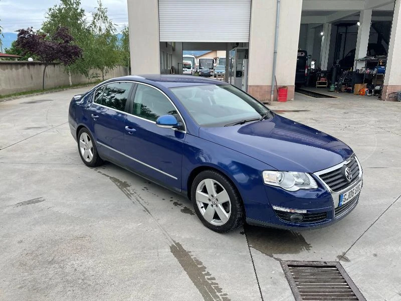 VW Passat 2.0 TDI, снимка 1 - Автомобили и джипове - 39270073