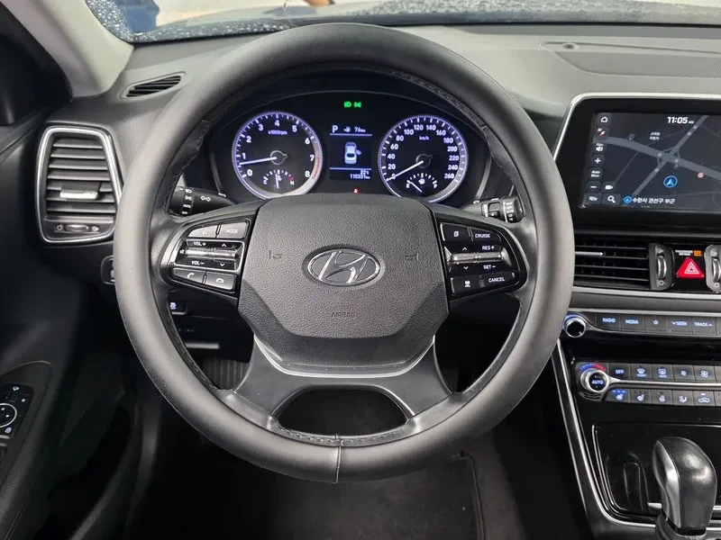 Hyundai Grandeur 3.0 Premium, снимка 13 - Автомобили и джипове - 55643474