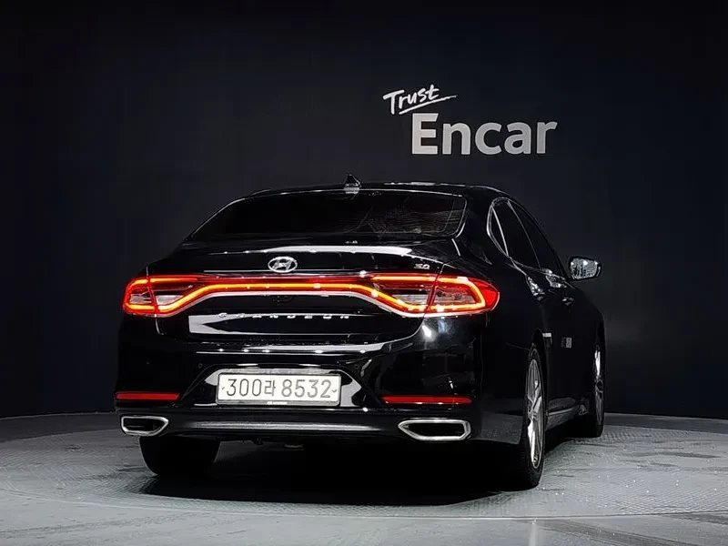 Hyundai Grandeur 3.0 Premium, снимка 4 - Автомобили и джипове - 55643474
