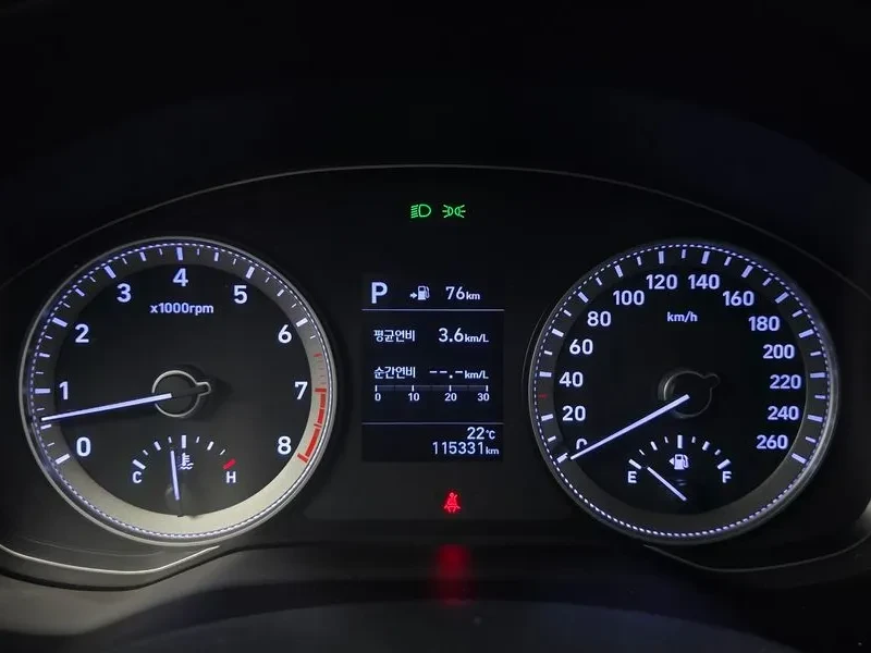Hyundai Grandeur 3.0 Premium, снимка 8 - Автомобили и джипове - 55643474