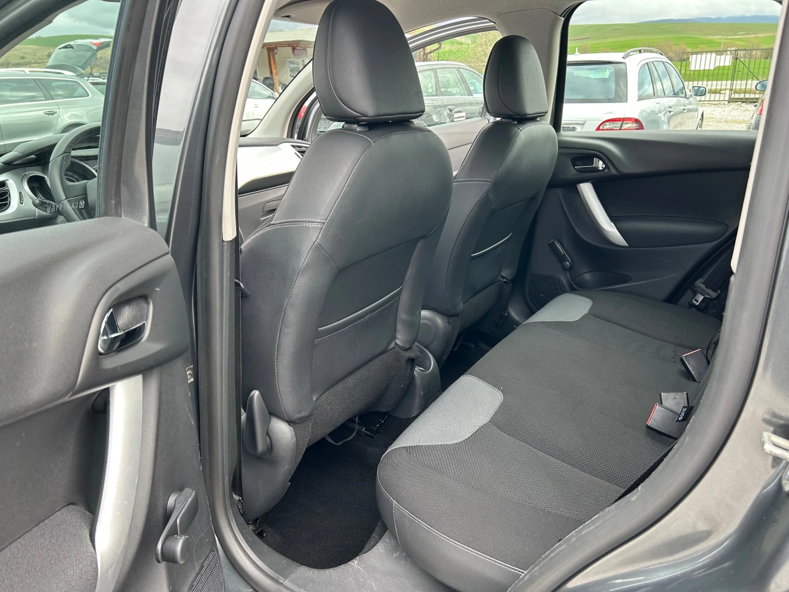 Citroen C3 1.4i  Exclusive | Mobile.bg   14