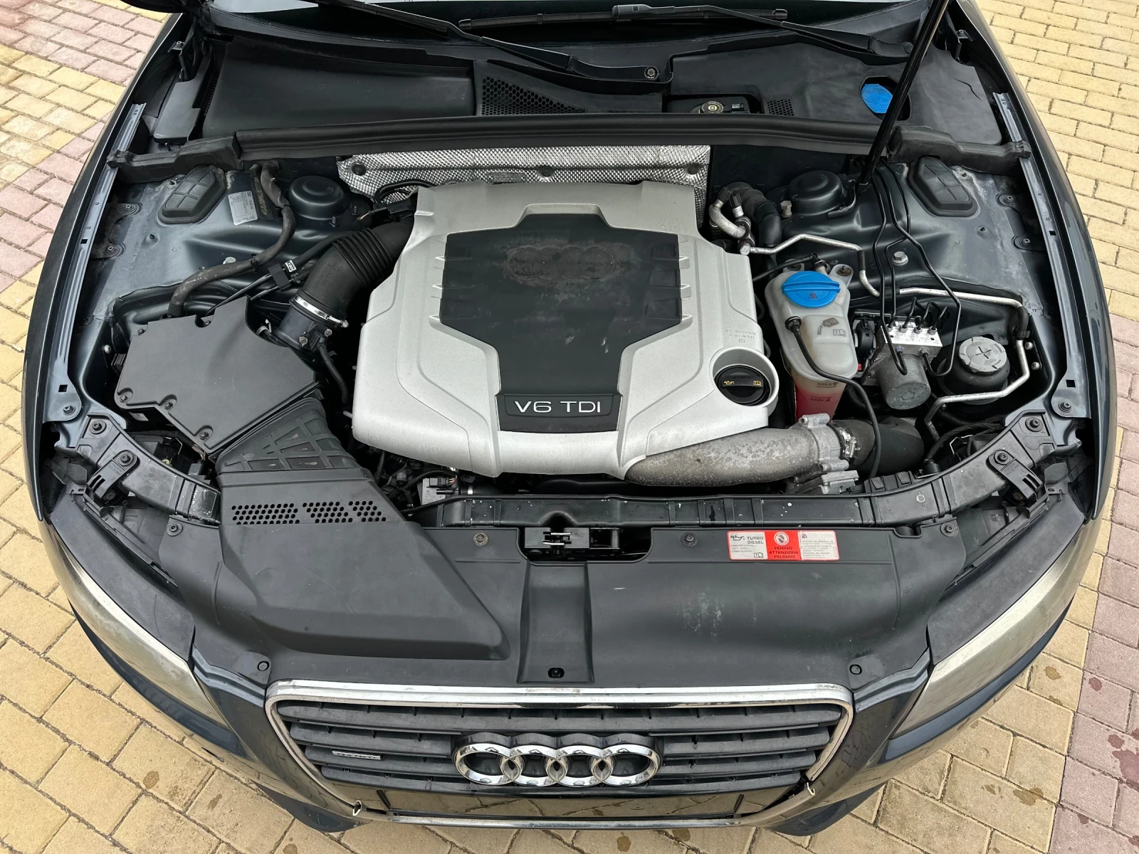Audi A5 3.0 TDI 239 К.С. Quattro Ръчка - изображение 5