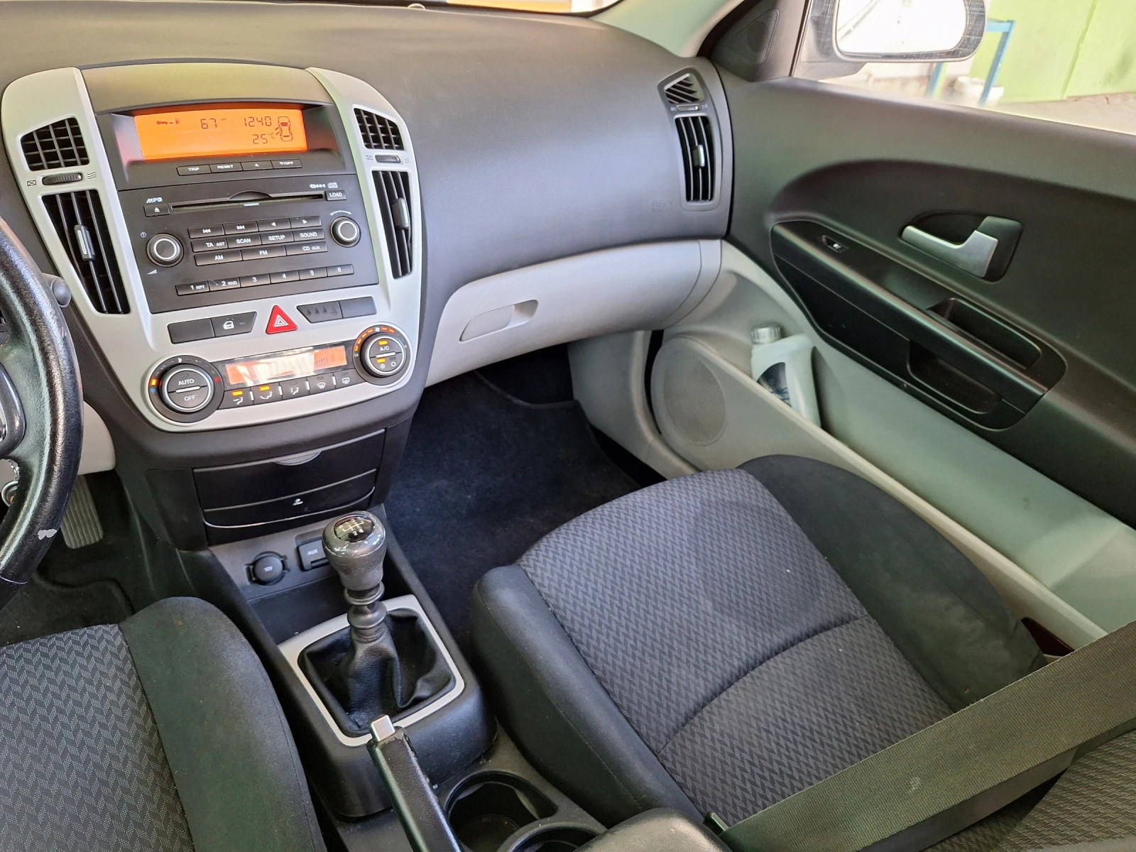 Kia Ceed | Mobile.bg — изображение 11
