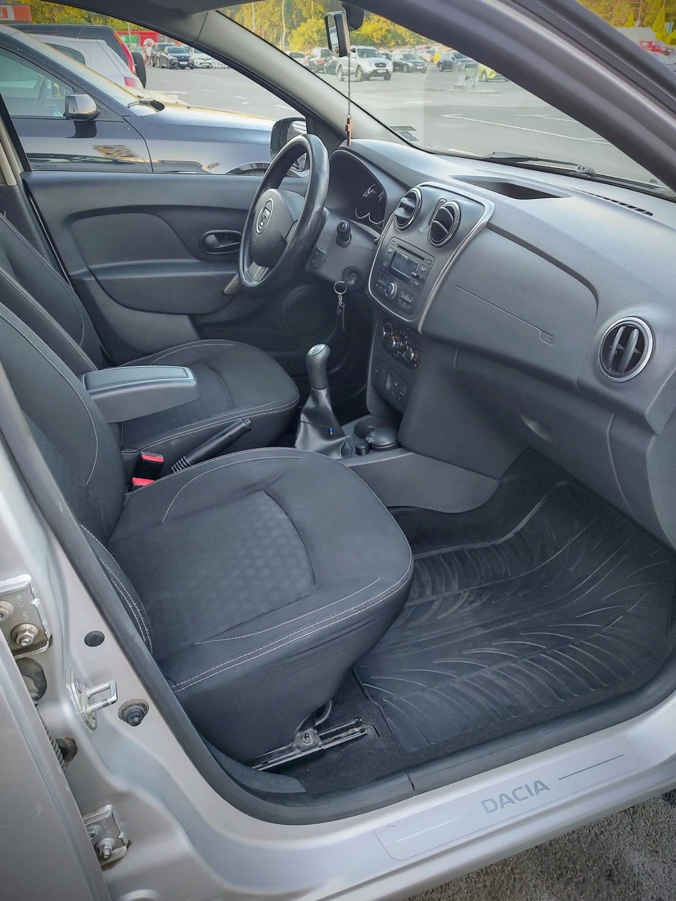 Dacia Logan Lodan II, 1.5 dCi, 90 .. 4+ 1  | Mobile.bg   12