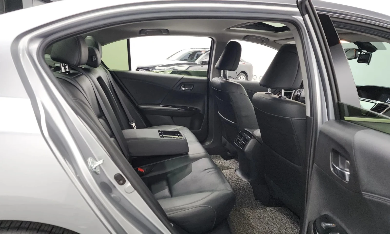 Honda Accord 2.0 Hybrid 9Th | Mobile.bg   11