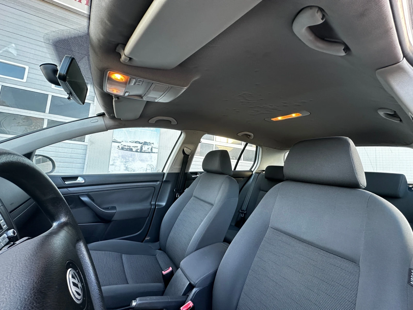 VW Golf 1.9TDI КЛИМАТРОНИК | Mobile.bg — изображение 11