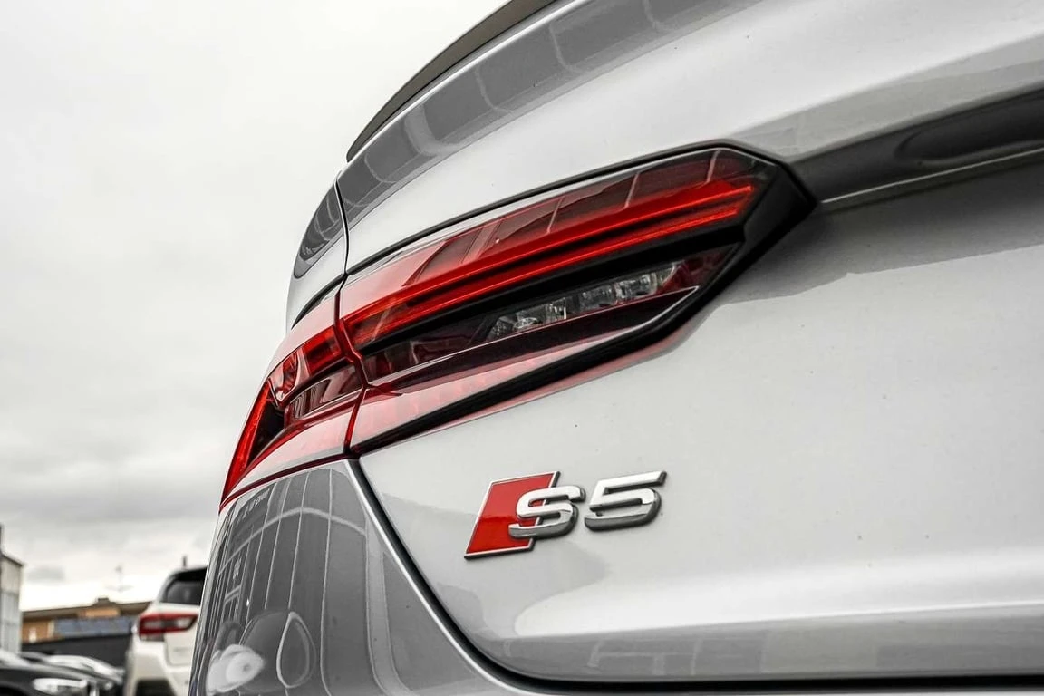Audi S5 * quattro Prestige, quattro Technik (Canada) * CAR - изображение 7