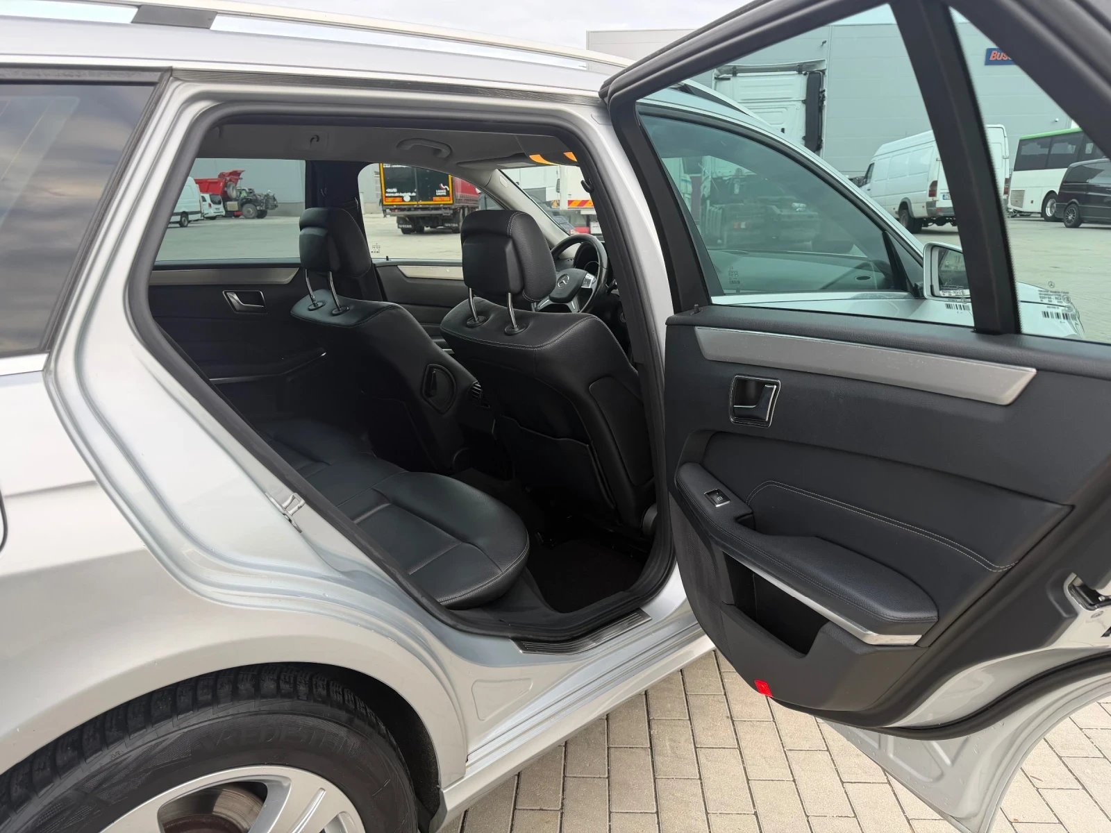 Mercedes-Benz E 200 E200 CDI - изображение 9