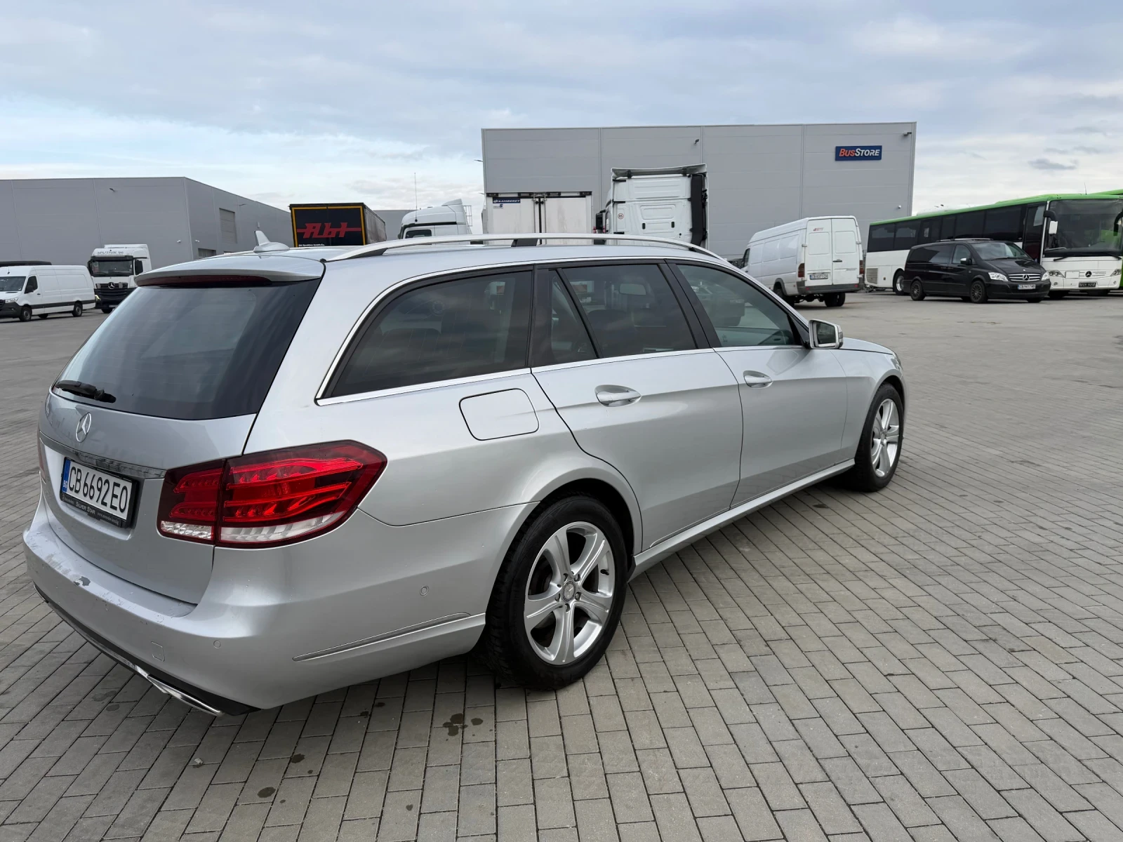 Mercedes-Benz E 200 E200 CDI - изображение 5