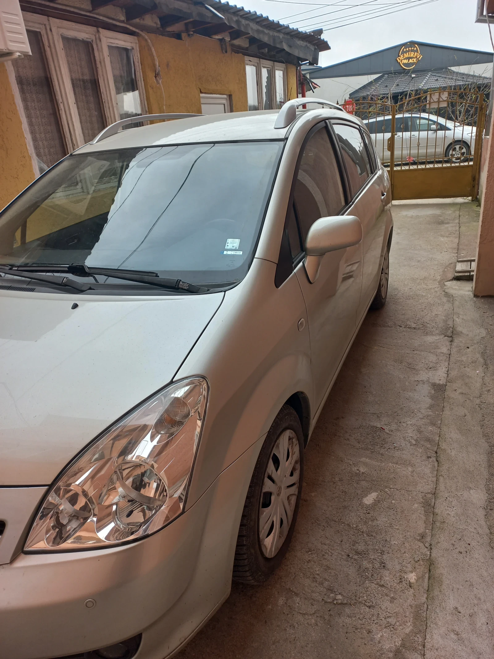 Toyota Corolla verso