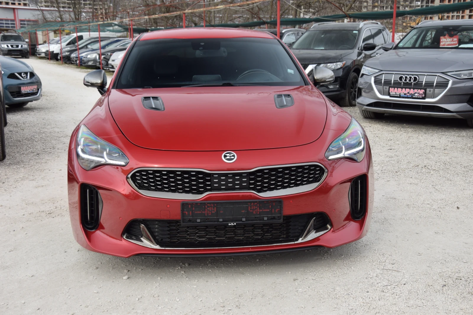 Kia Stinger 2.0 i turbo, снимка 2 - Автомобили и джипове - 53945702
