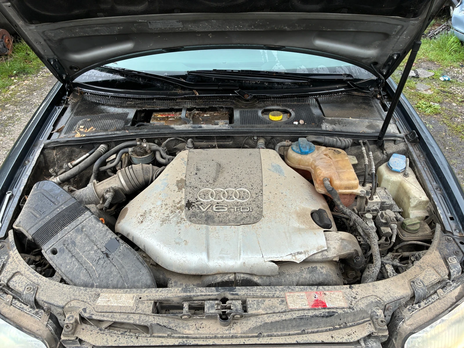 Audi A4 2.5TDI 163коня, снимка 15 - Автомобили и джипове - 54000793