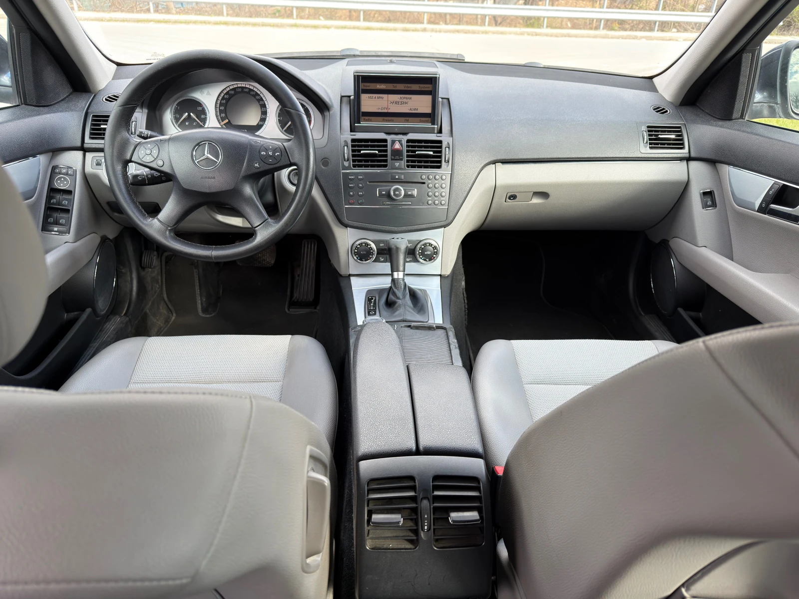 Mercedes-Benz C 220 D-AVANTGARDE-NAVI-OM 646, снимка 9 - Автомобили и джипове - 54150393