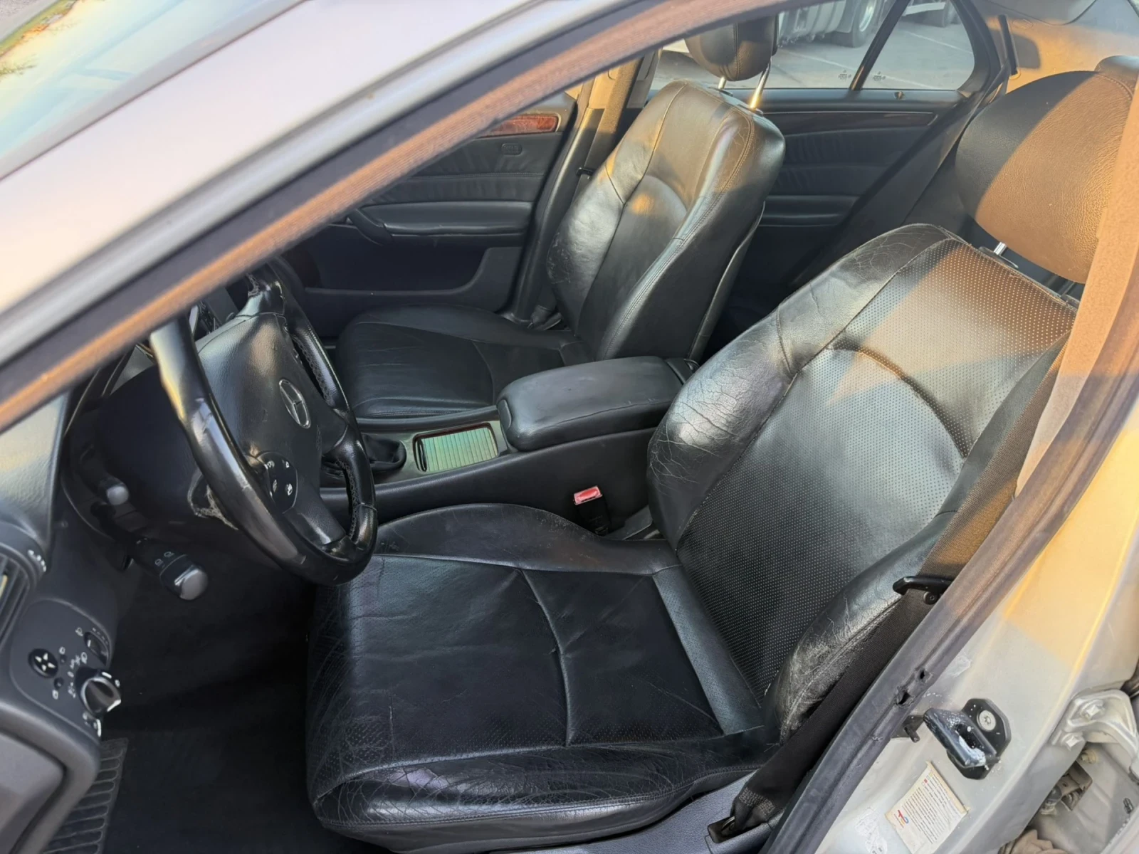 Mercedes-Benz C 220, снимка 15 - Автомобили и джипове - 54338142