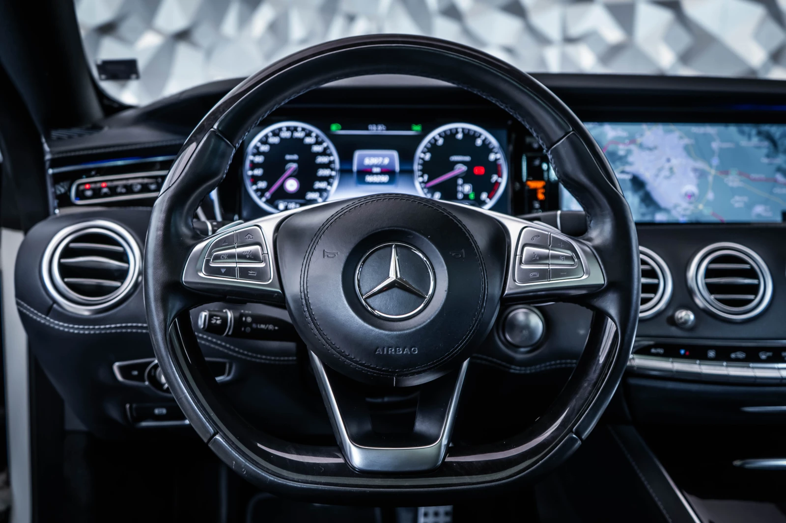 Mercedes-Benz S 500 4M Coupe AMG* Burmester* Dis* 360* KeyGo* LED* Pan, снимка 11 - Автомобили и джипове - 54553880