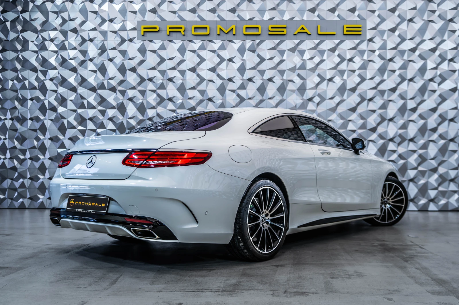Mercedes-Benz S 500 4M Coupe AMG* Burmester* Dis* 360* KeyGo* LED* Pan, снимка 4 - Автомобили и джипове - 54553880