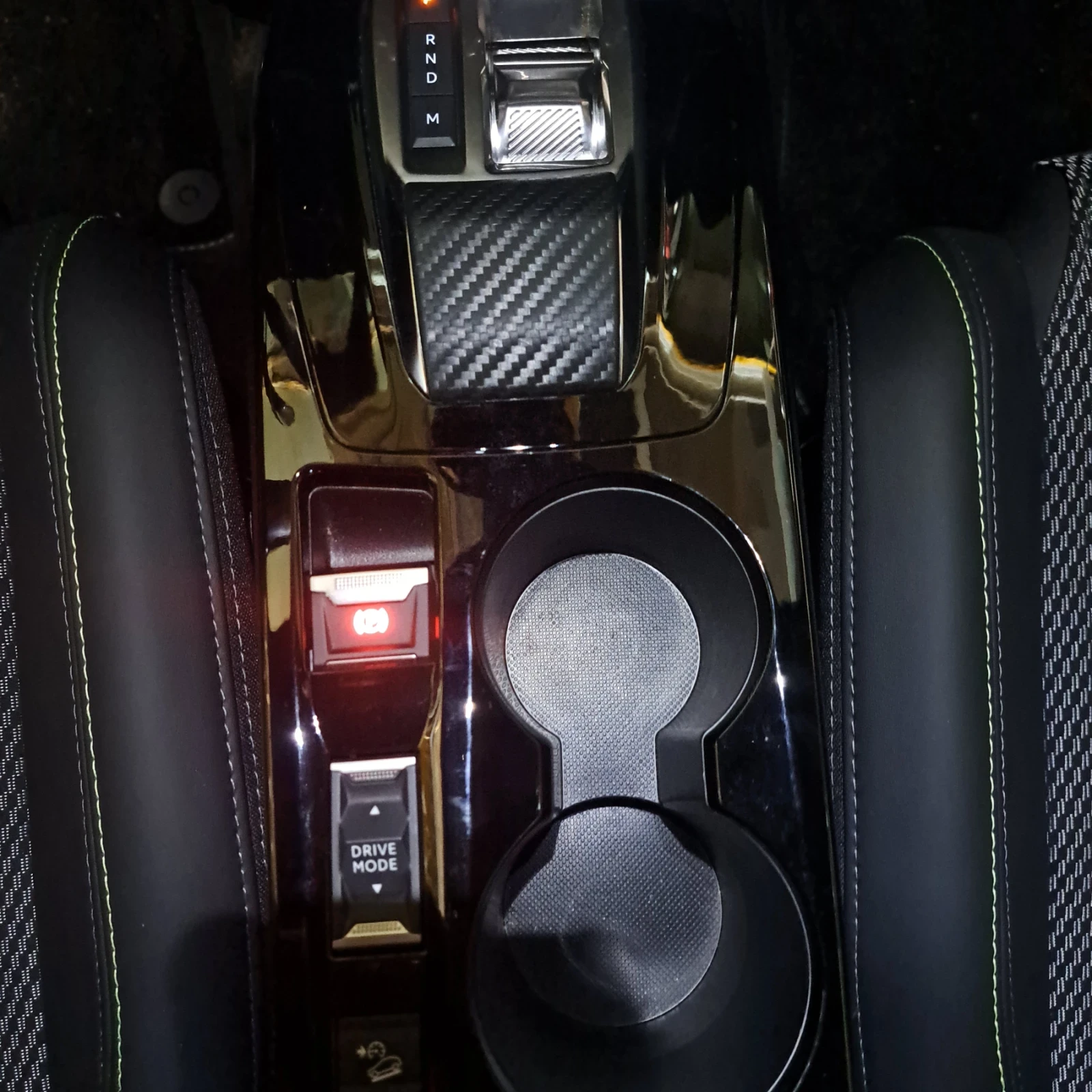 Peugeot 2008 Ново поколение на Peugeot 2008, GT.Верижен двигате, снимка 11 - Автомобили и джипове - 54811683