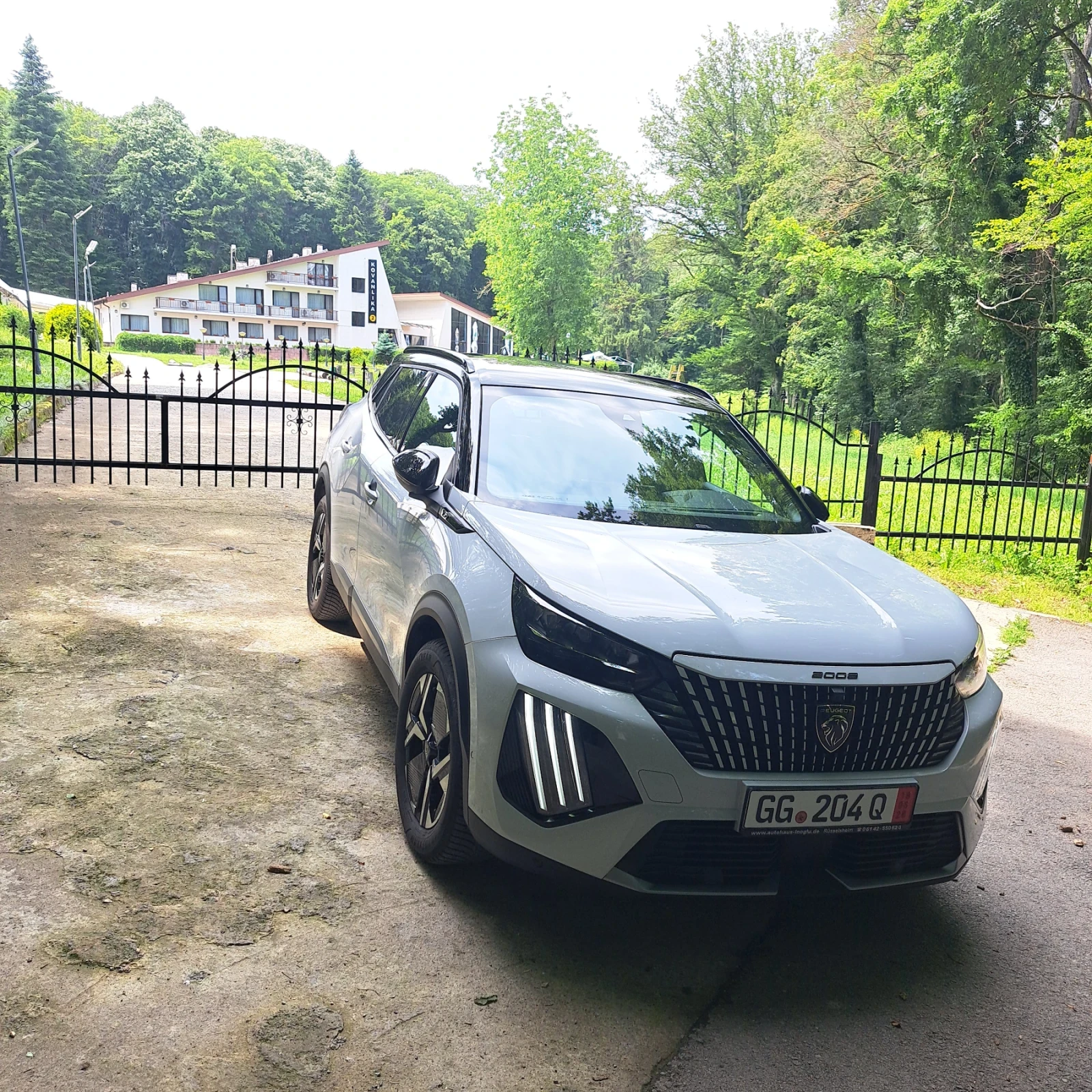 Peugeot 2008 Ново поколение на Peugeot 2008, GT.Верижен двигате, снимка 8 - Автомобили и джипове - 54811683