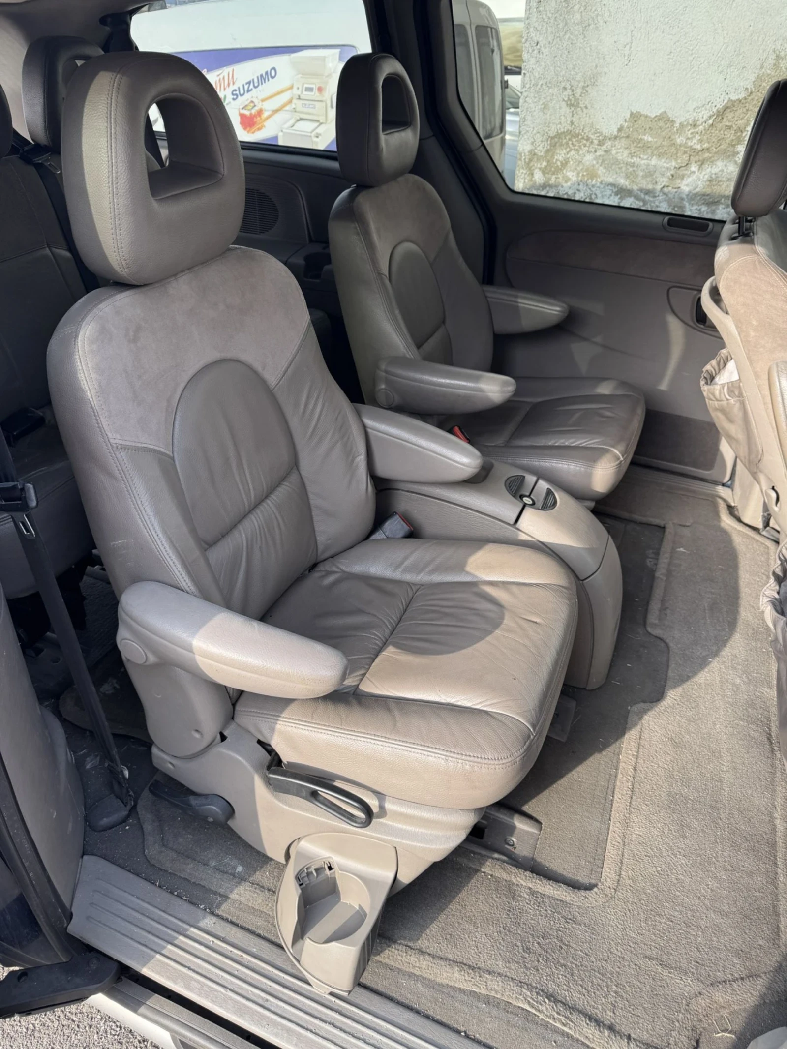 Chrysler Gr.voyager Chrysler Grand Voyager 2.5 CRD 2003 , снимка 15 - Автомобили и джипове - 54824734