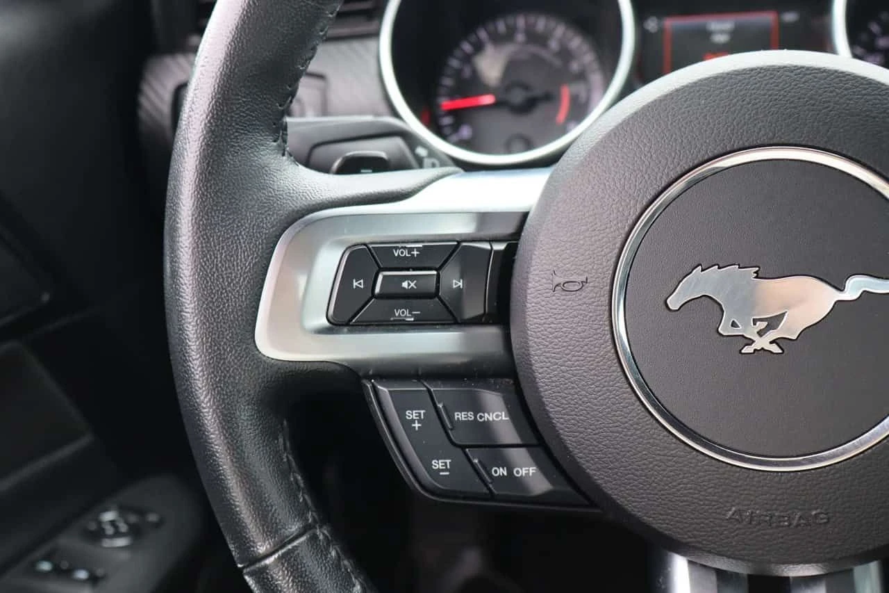Ford Mustang * EcoBoost Coupe | No Accident | Clean Carfax * CA, снимка 10 - Автомобили и джипове - 55421605