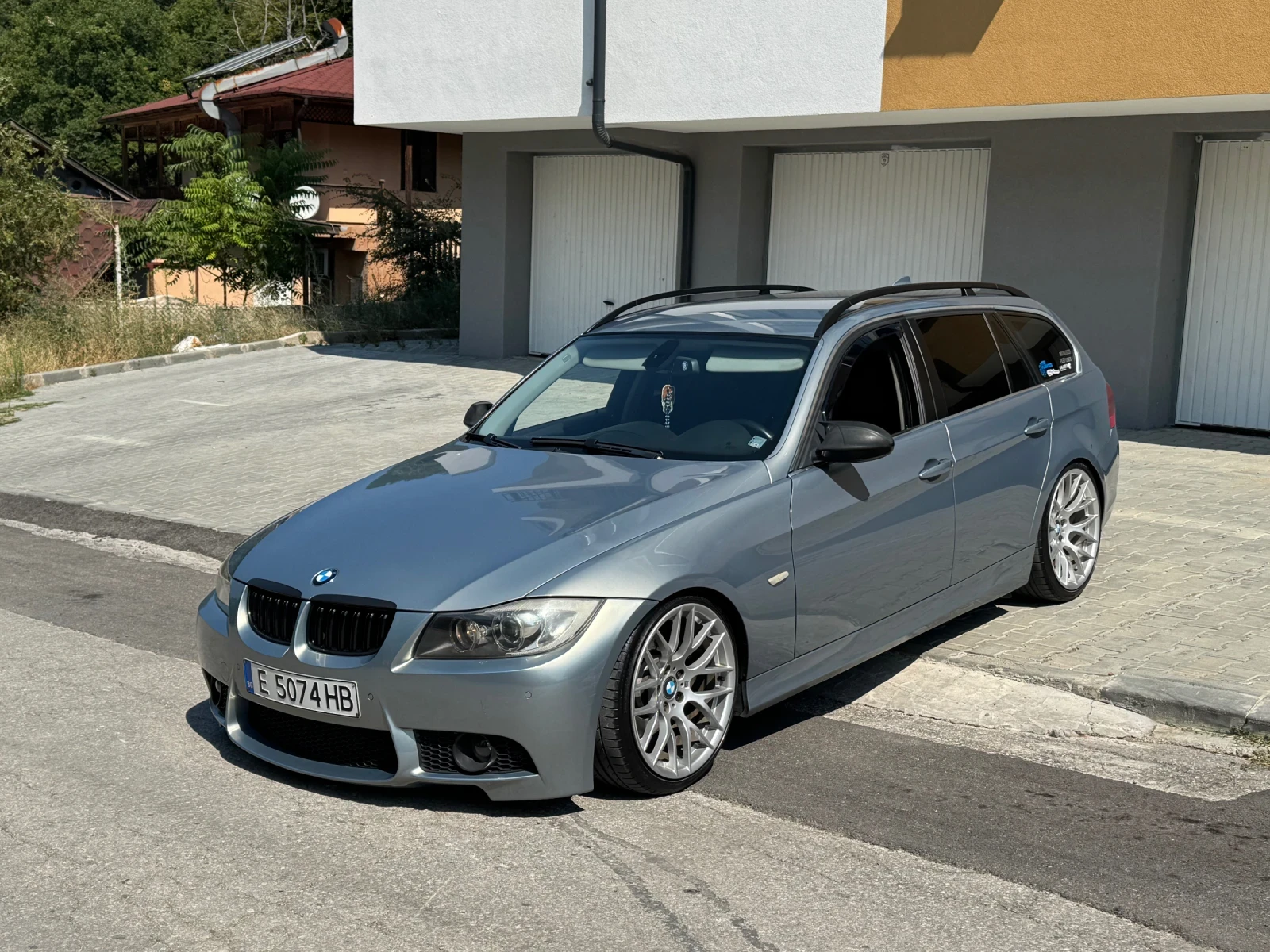 BMW 330 330