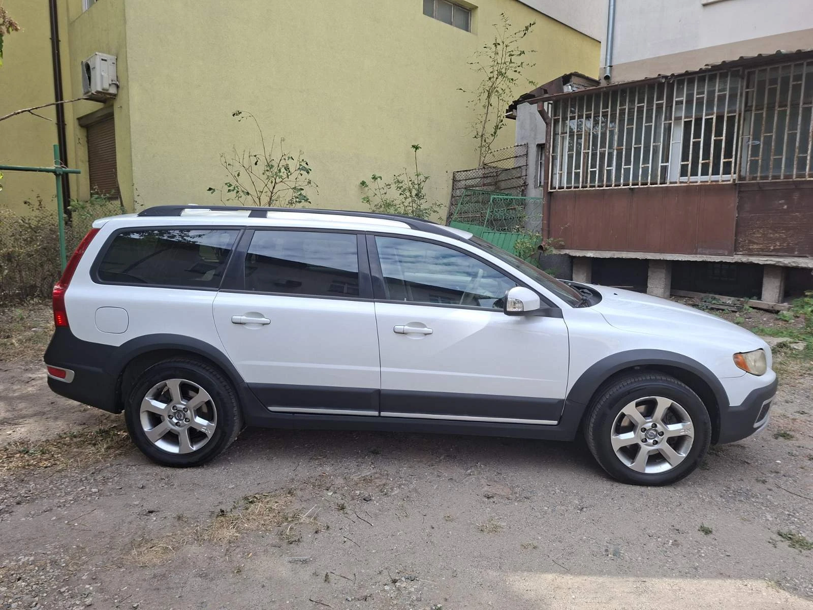 Volvo Xc70, снимка 7 - Автомобили и джипове - 56058916