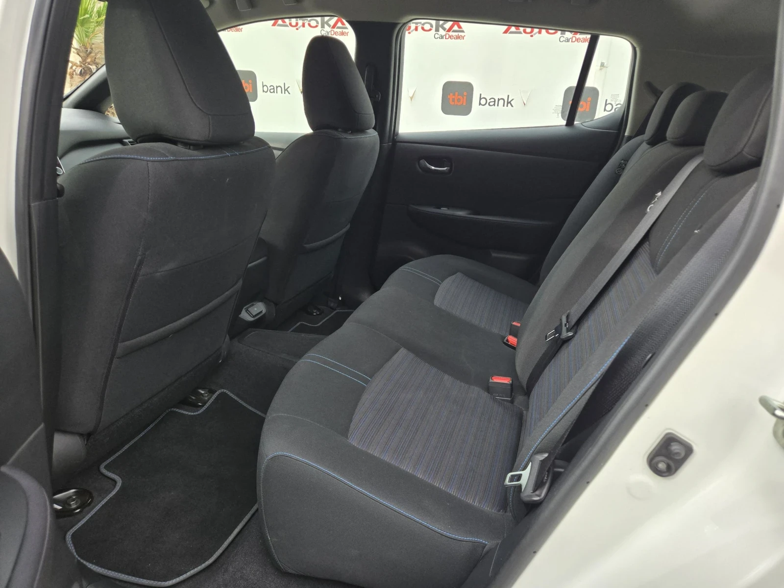 Nissan Leaf  15.000km/MODEL 2024/DISTRONIC/CAM/НОВА!!, снимка 9 - Автомобили и джипове - 56247198