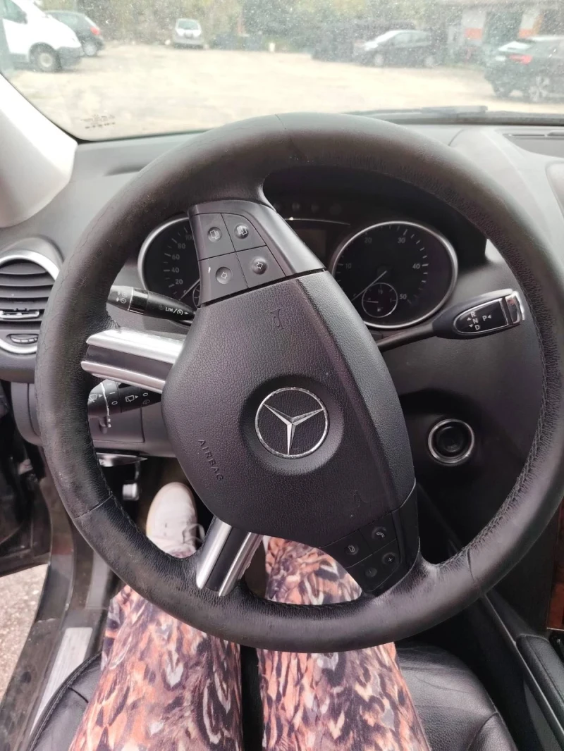 Mercedes-Benz ML 320, снимка 4 - Автомобили и джипове - 50465892