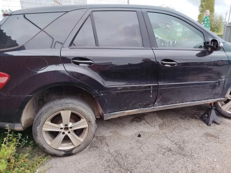 Mercedes-Benz ML 320, снимка 2 - Автомобили и джипове - 50465892